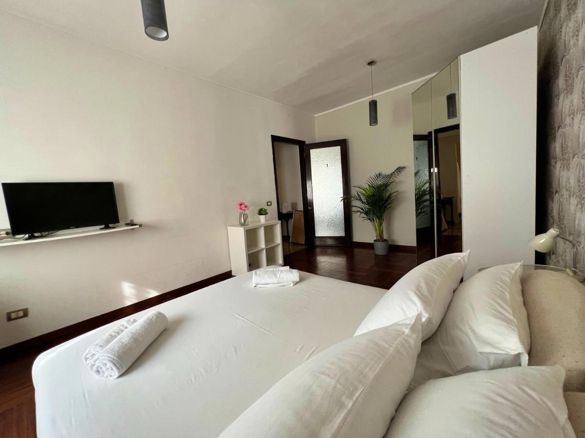Appartme Guest House Seveso 40 Milánó Kültér fotó