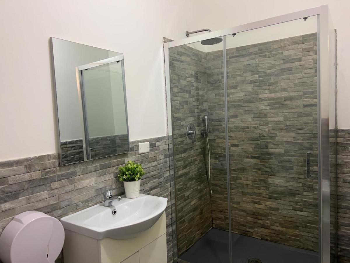 Appartme Guest House Seveso 40 Milánó Kültér fotó